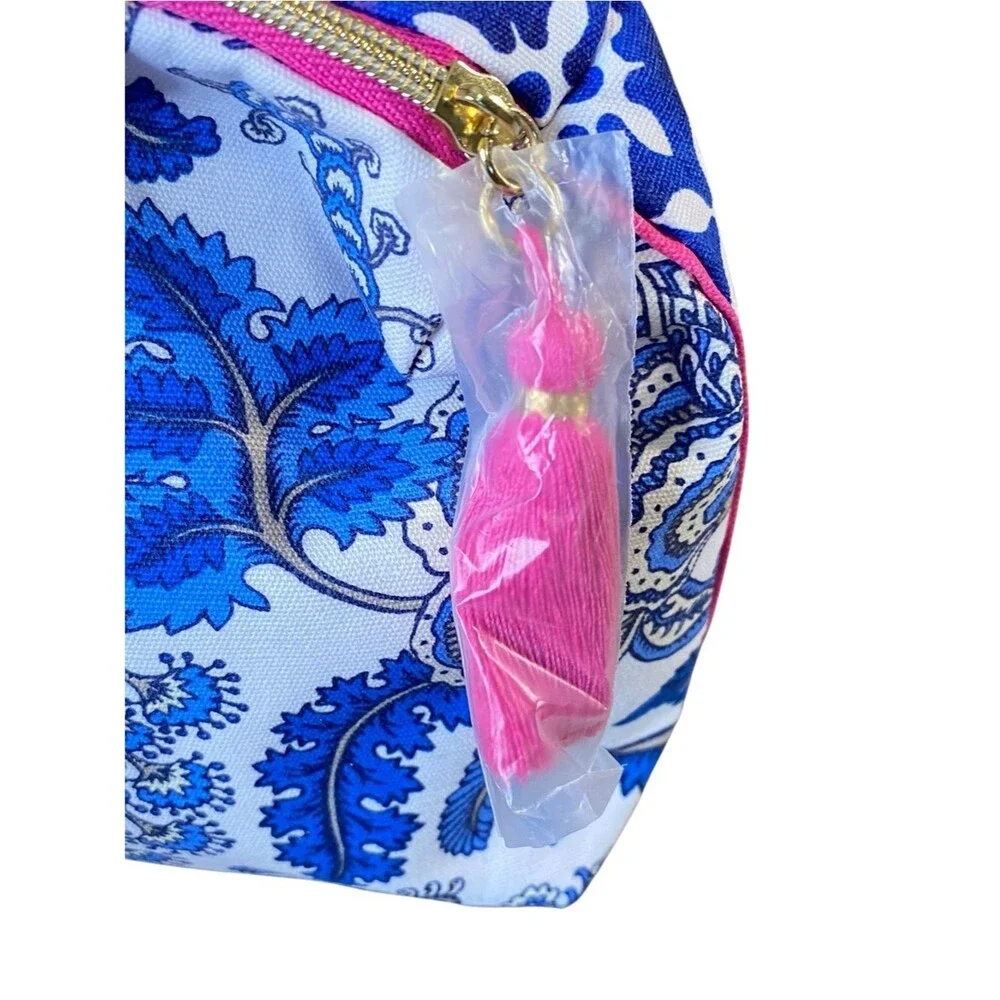 Estee Lauder NWT Cosmetics Bag Floral Print Zip Closure Travel Compact Roomy